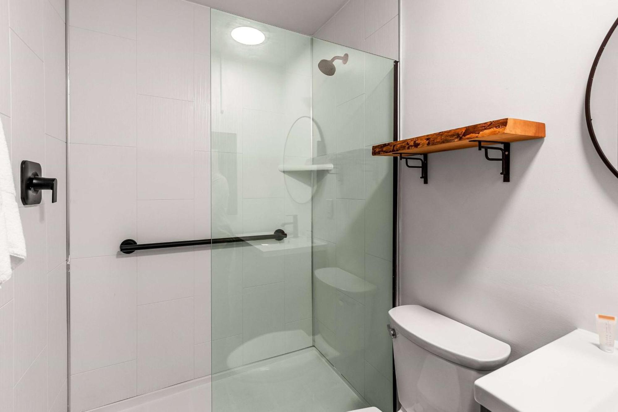 Travelodge By Wyndham Emlenton Ngoại thất bức ảnh